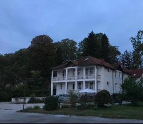 Velika Aleja Ilidža Villa